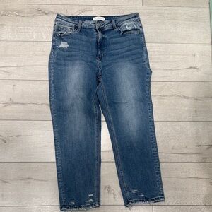 Women's Lovervet high rise  Cropped Distressed Jeans